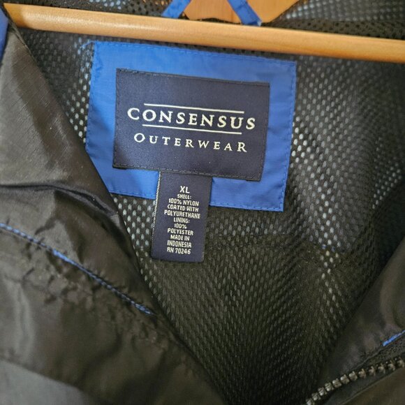 Coat - Picture 2 of 2